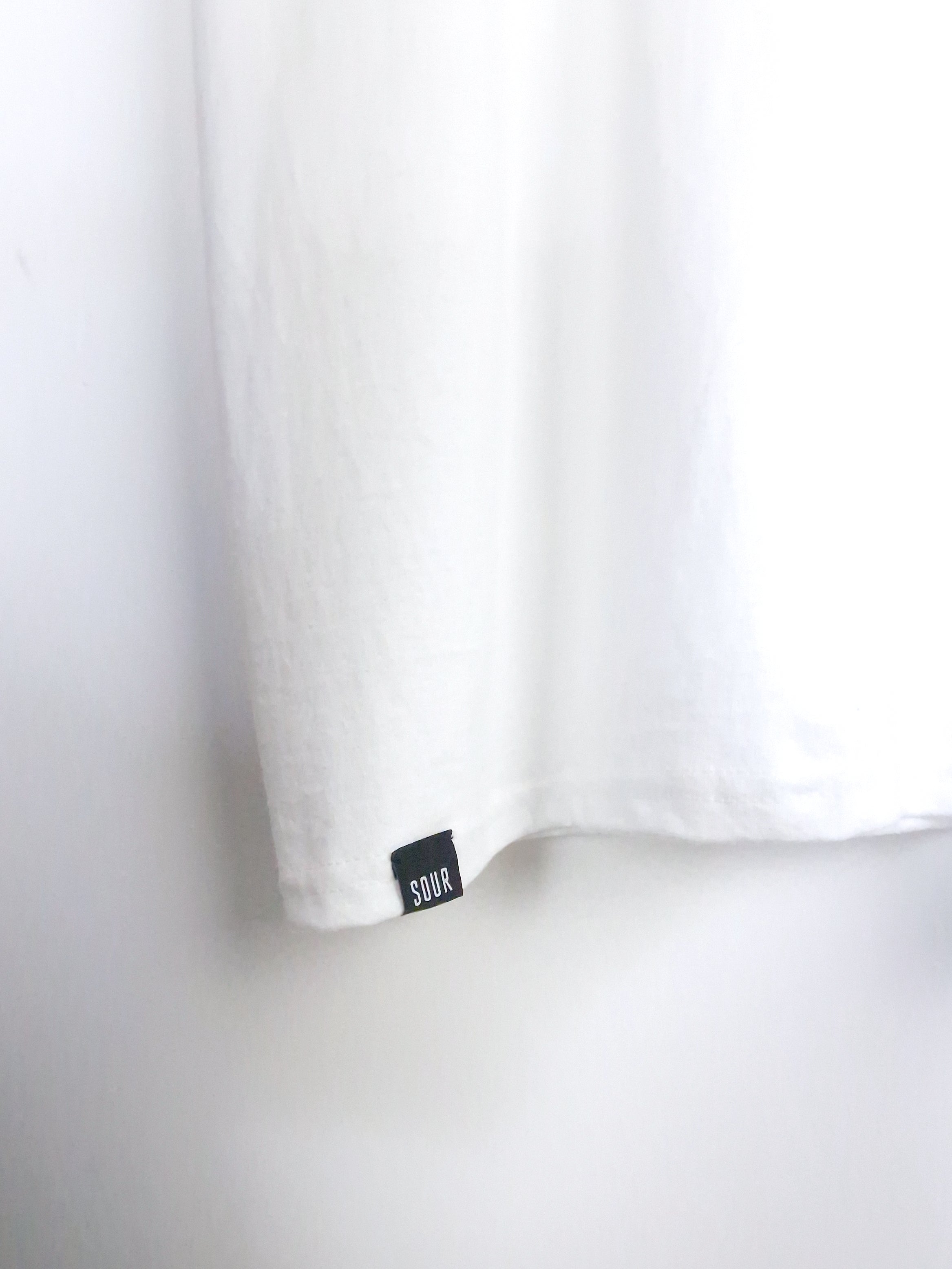 Xxl sour solution infintiy t shirt white 2xl last white curtain black