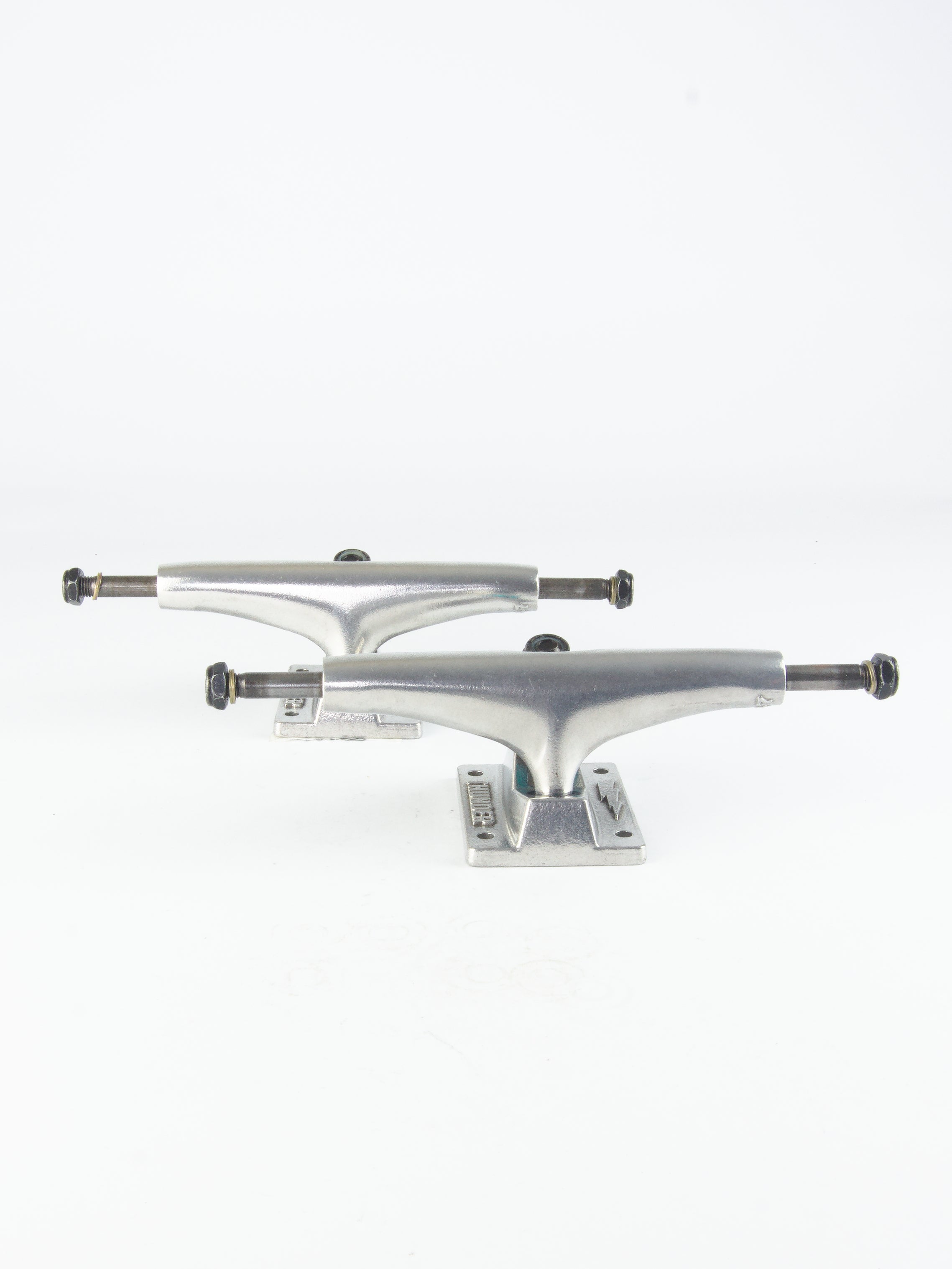 Thunder - standard skateboard trucks polished - 8.50 | 149mm