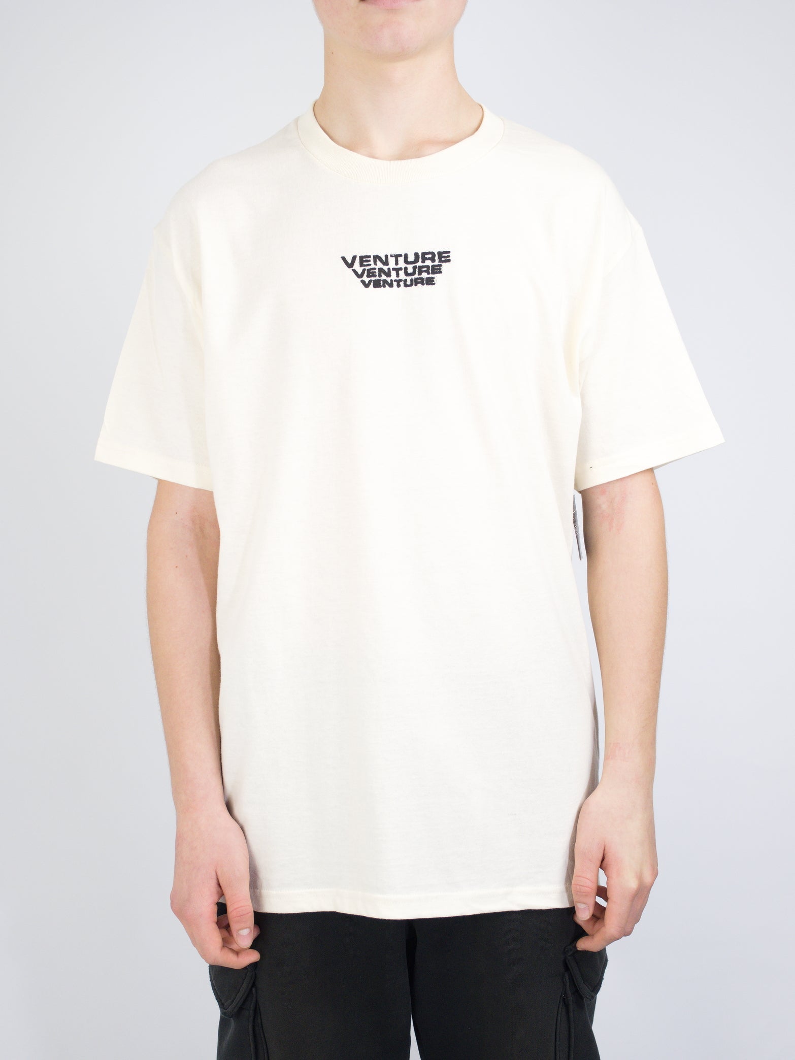2xl venture - global tee shirt - cream last one size only