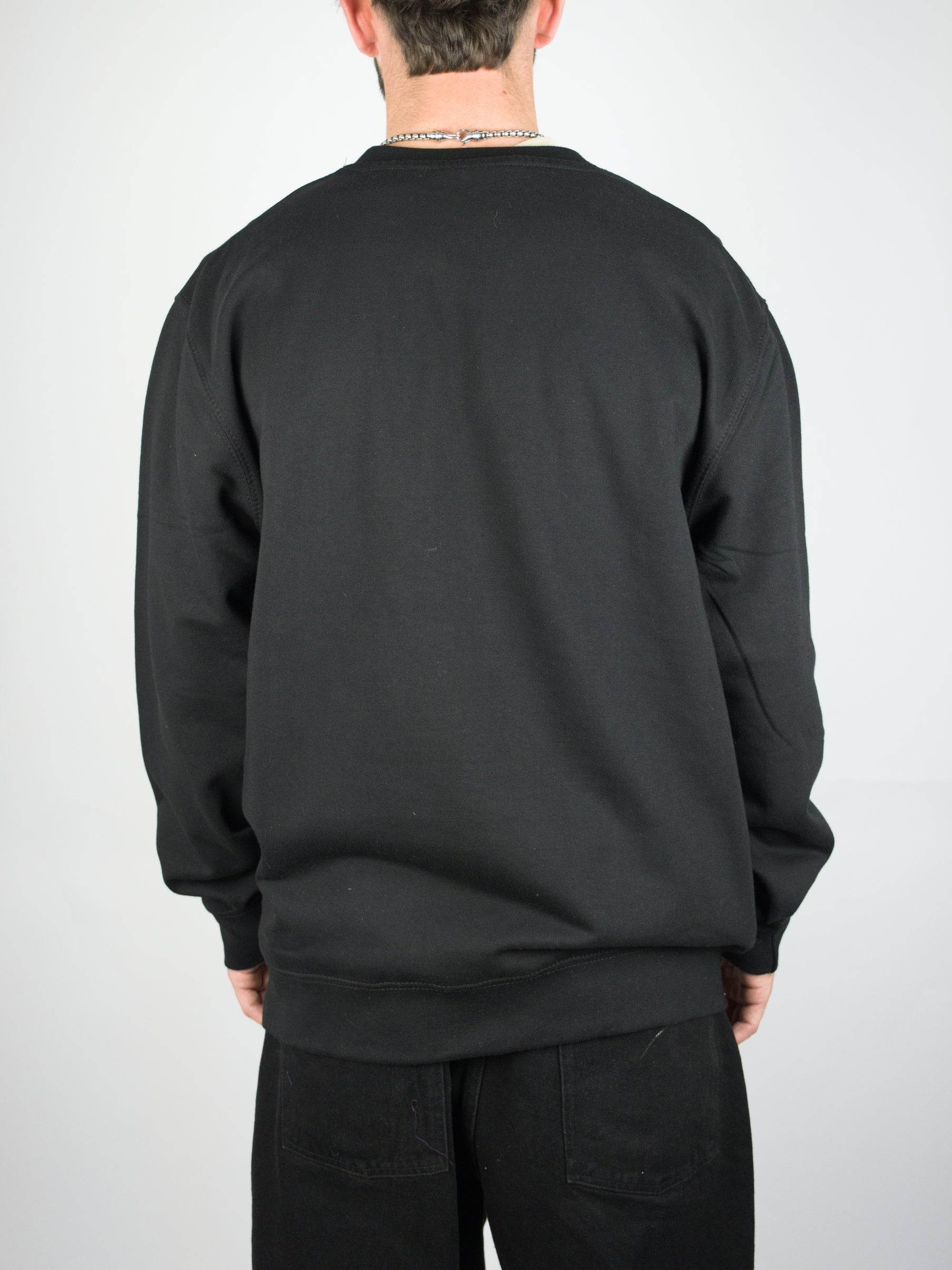 Zero - army crew neck pull over - black